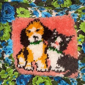 Small cat and dog latch hook
